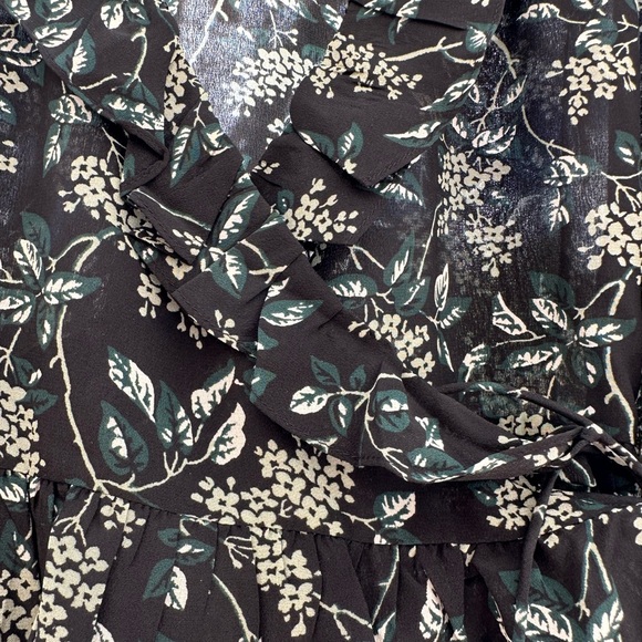 Madewell 100% Silk NWOT Ruffle-Hem Wrap Top in Antique Floral Large - Picture 10 of 16